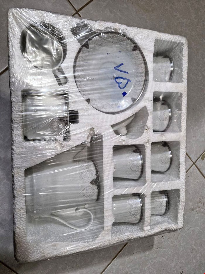 سرویس چینی 17 پارچه