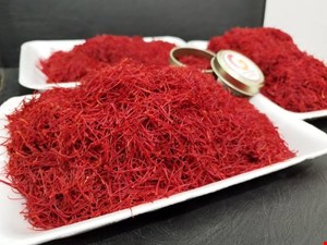 زعفران 1 گرمی صادراتی اعلا با ضمانت